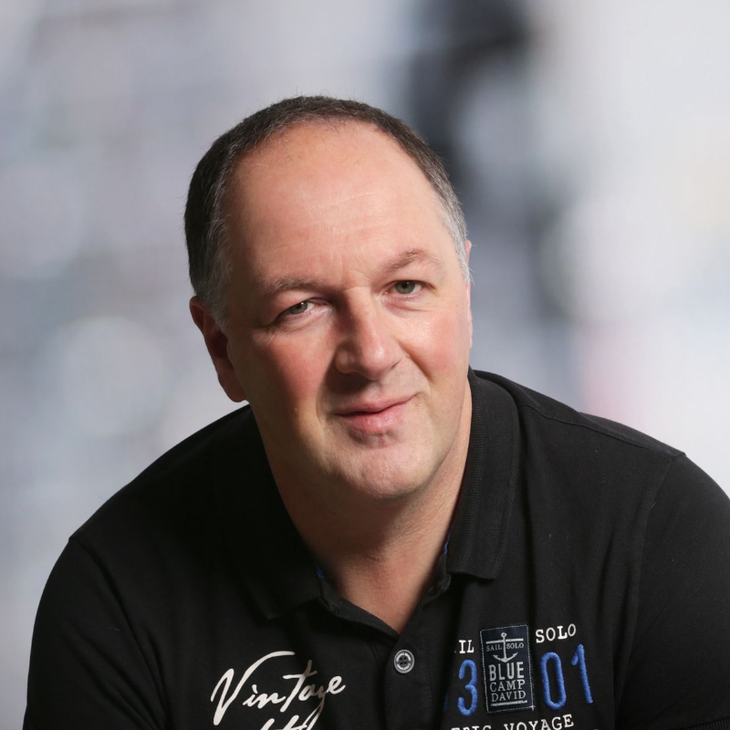  Uwe Roesler