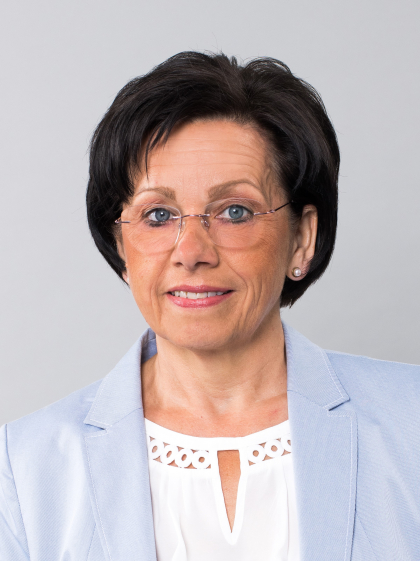  Anne Tieben